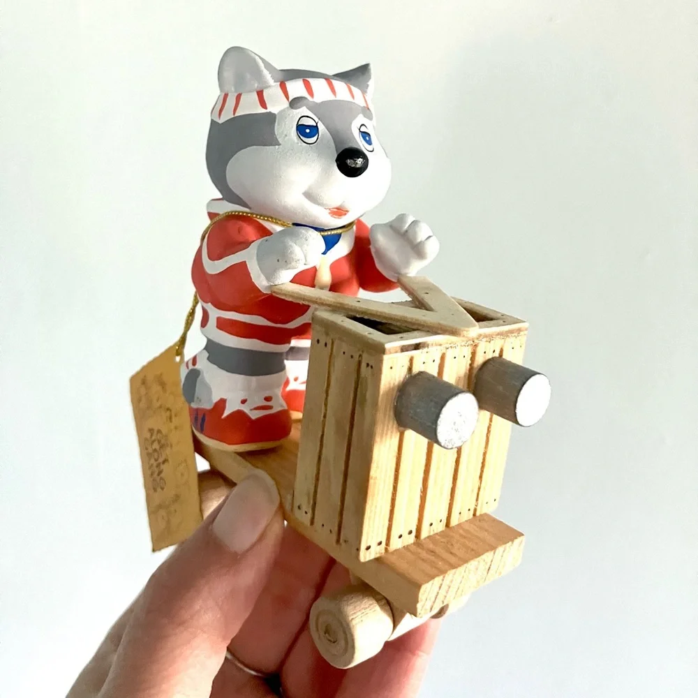 Vintage 80’s Get Along Gang Zipper Cat ceramic & wood figurine deadstock